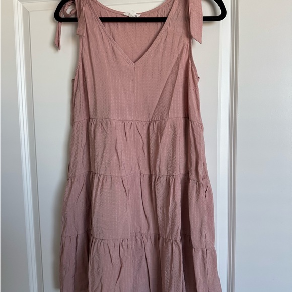 Pink Sleeveless Tiered Dress - Picture 1 of 4